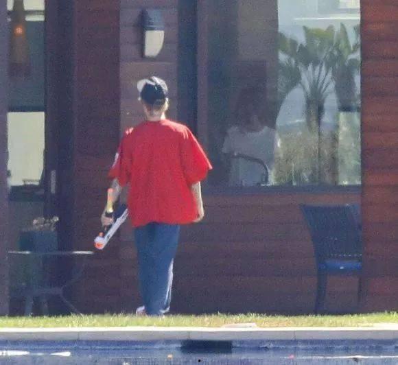 男头像吃瓜看戏图片,揭秘网络世界的趣味与争议